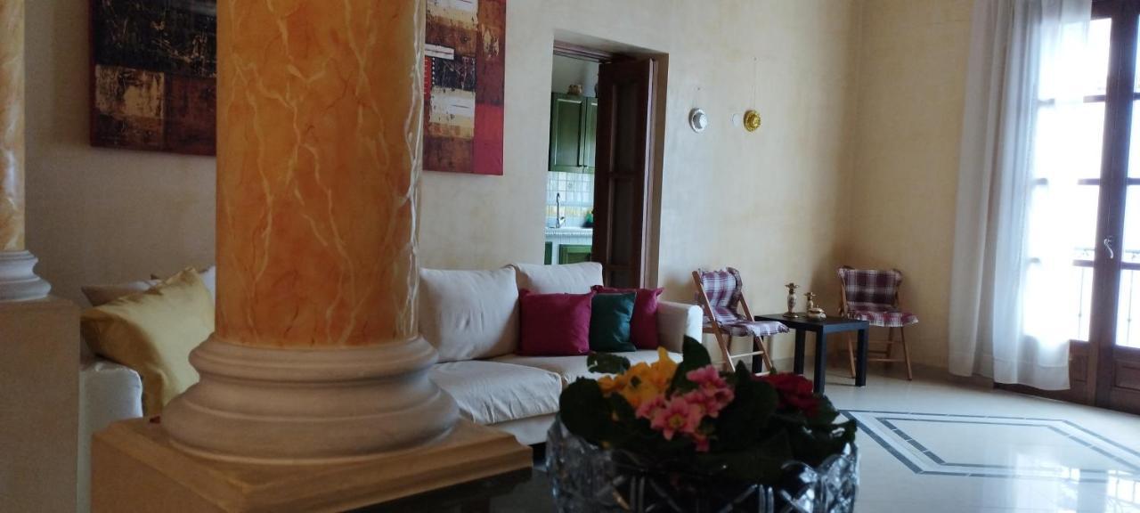 Carini Luxury Apartment Vicino Aereoporto E Al Mare Exteriör bild